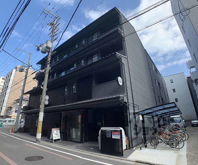 サンクトスコート五条室町の外観写真
