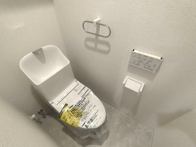 近鉄南大阪線 土師ノ里駅 徒歩7分 3階建 築1年のトイレ写真