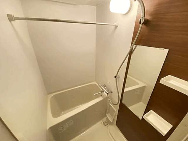 バス・シャワールーム　※別部屋参考写真