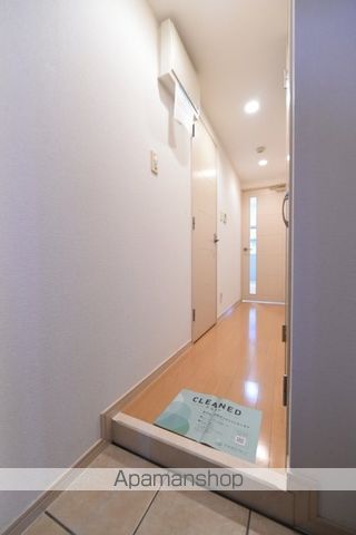 東京メトロ丸ノ内線 茗荷谷駅 徒歩10分 11階建 築21年の玄関写真