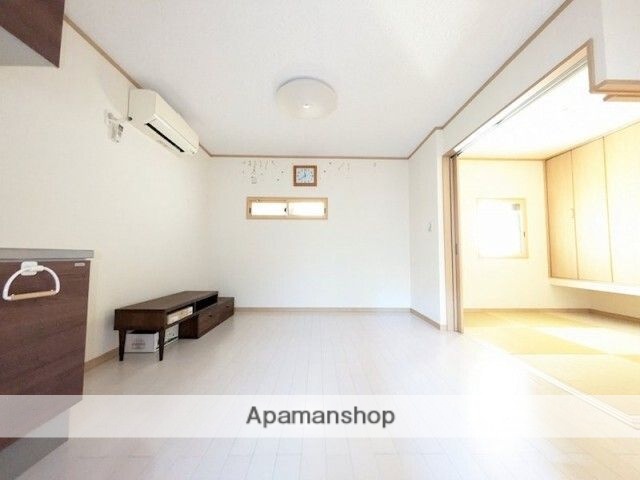 東急大井町線 大岡山駅 徒歩4分 2階建 築63年の居間写真