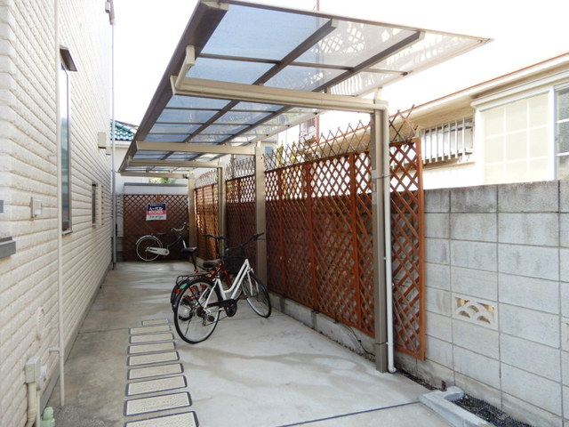 その他共有部分　★敷地内屋根付駐輪場★