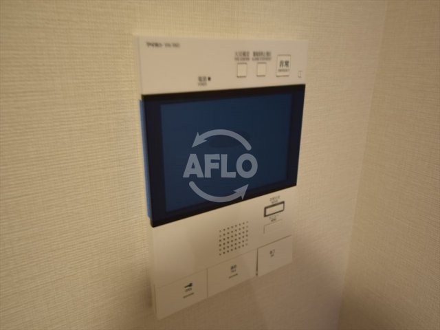 セキュリティ　コンフォリア北堀江一丁目　TVモニターホンで女性も安心