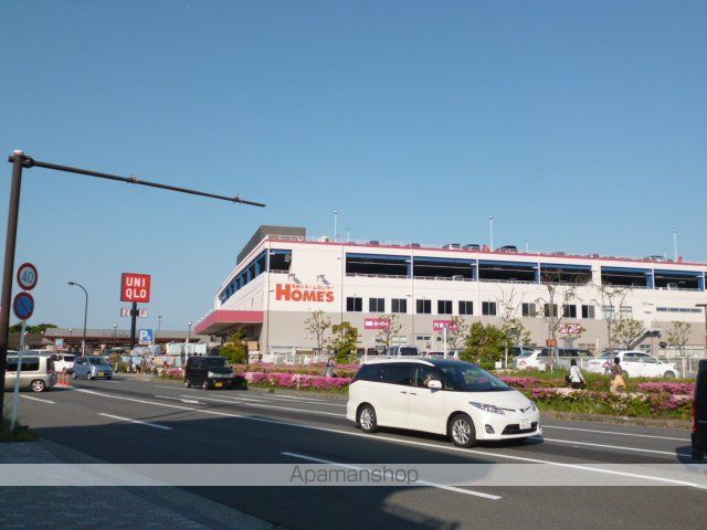 ホームセンター　島忠 ホームズ横須賀店（ホームセンター）まで168m
