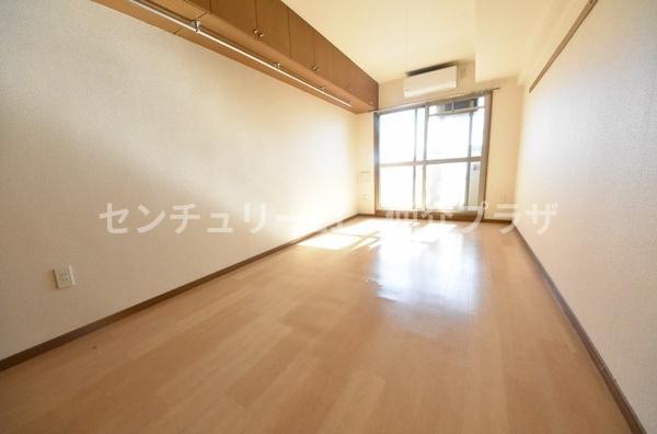 アネシス湘南の居間写真