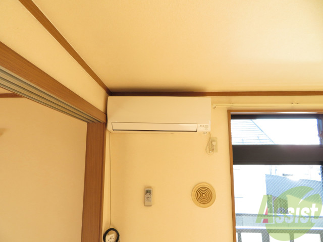 その他設備　エアコンが設置してありますので、寒暖対策もばっちり。