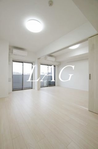 居室・リビング　洋室のお部屋です。