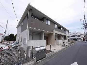 ＪＲ京浜東北線 川崎駅 バス乗車時間：10分 最寄りバス停で下車 徒歩7分 築14年