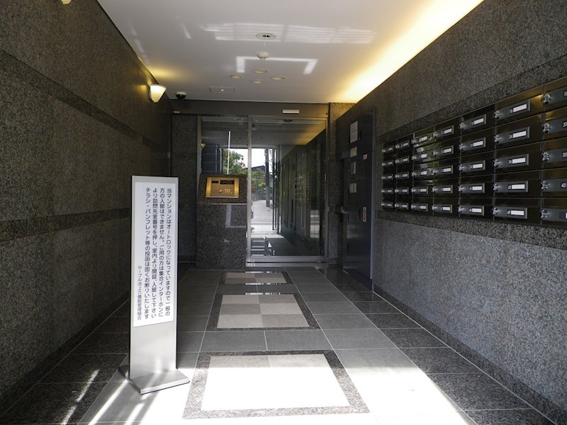 東急池上線 池上駅 徒歩8分 4階建 築17年の外観写真