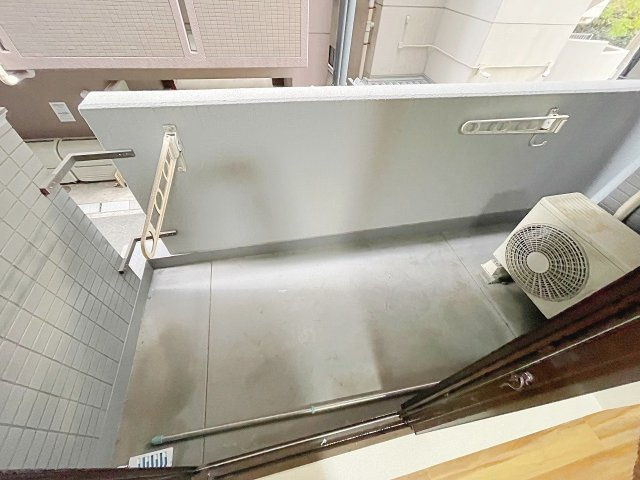 バルコニー　お洗濯物も干せるバルコニーです