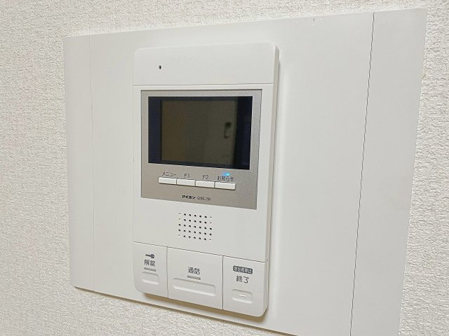 セキュリティ　カメラ付きインターホンがあるので安心で．．．
