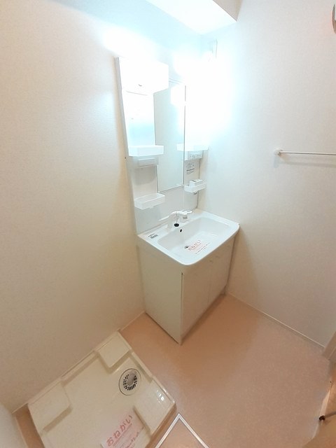 岡山電軌清輝橋線 清輝橋駅 徒歩24分 2階建 築10年の内装写真