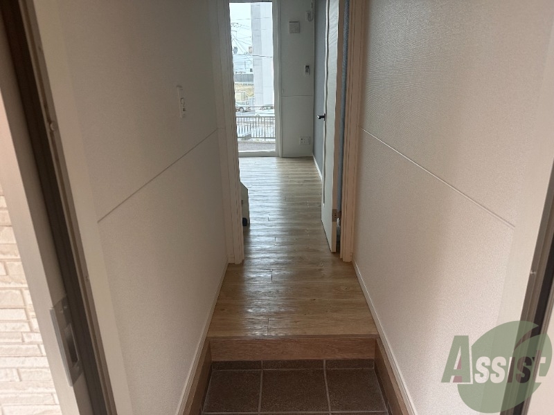 玄関　玄関とお部屋が区切られていて安心ですね。