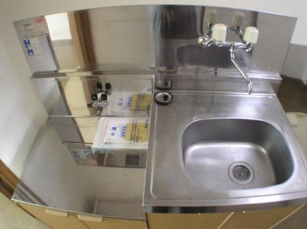 東武伊勢崎線 草加駅 徒歩7分 3階建 築27年のキッチン写真