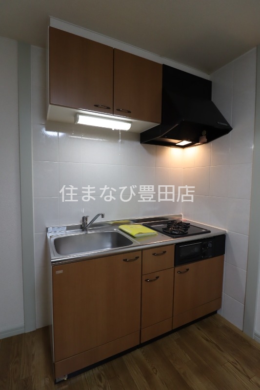 キッチン　同型別部屋写真