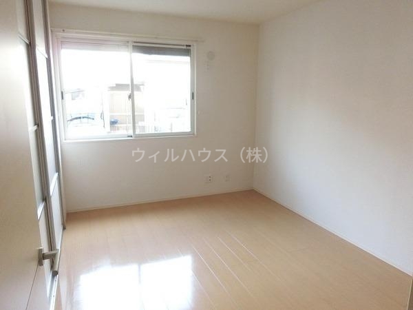 その他部屋・スペース　明るい洋室！