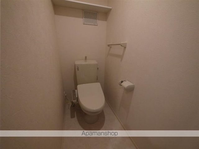 仙台市地下鉄東西線 宮城野通駅 徒歩7分 4階建 築8年のトイレ写真