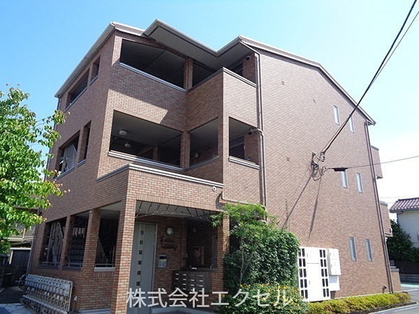建物外観　駅徒歩圏内です。