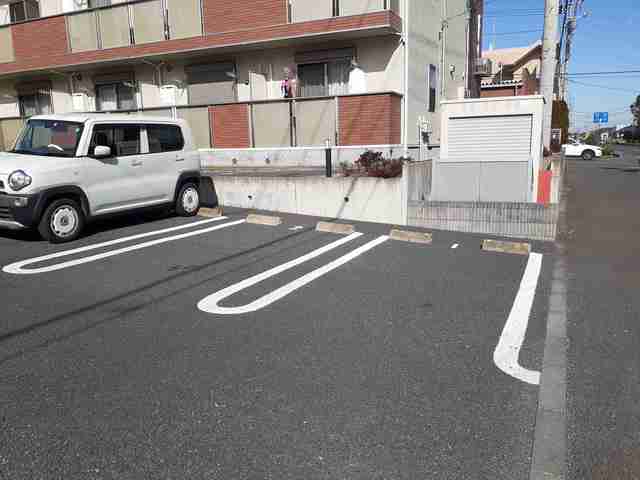 駐車場　駐車