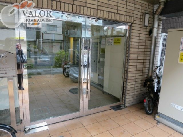 エントランス　エントランス