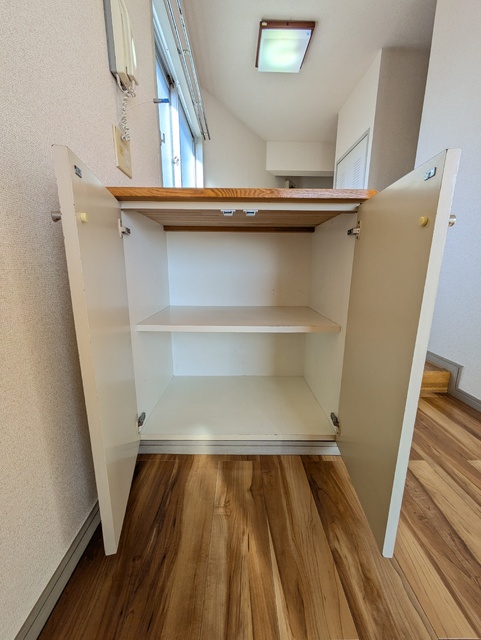 収納　照明は設備ではありません。