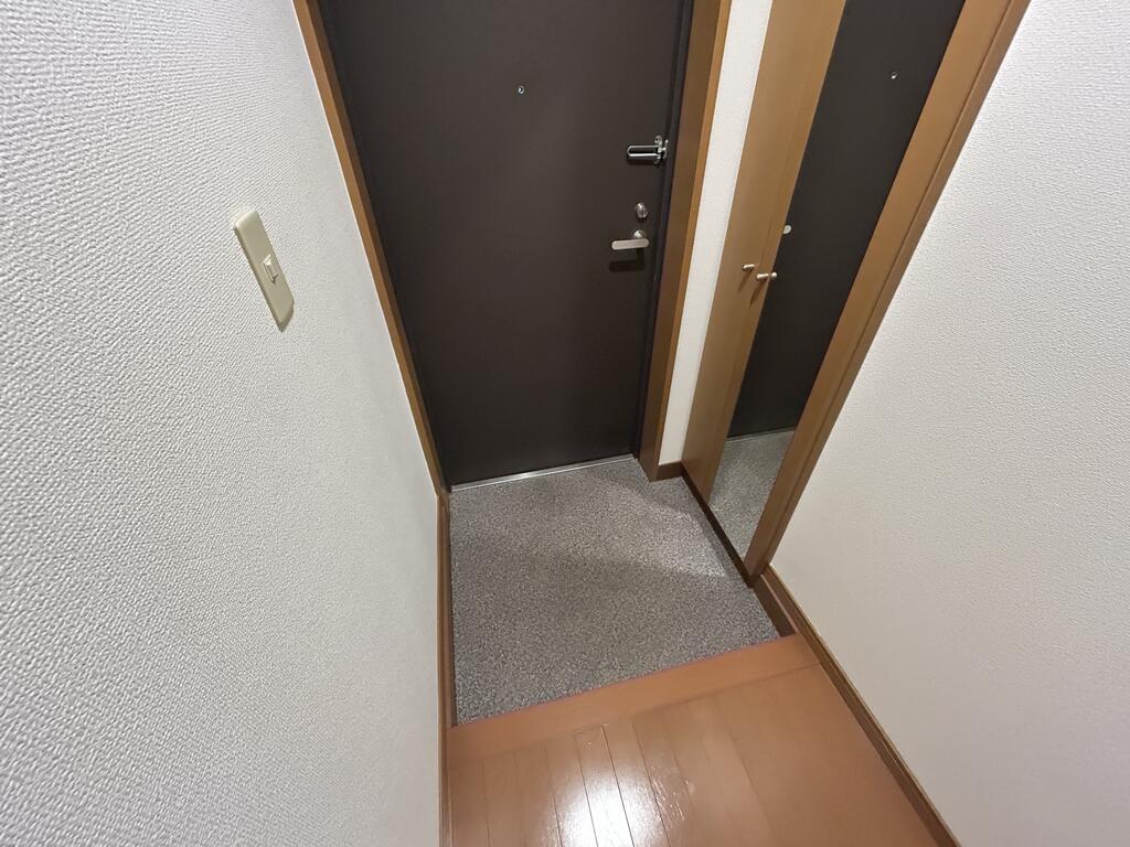 グランアピエの玄関写真