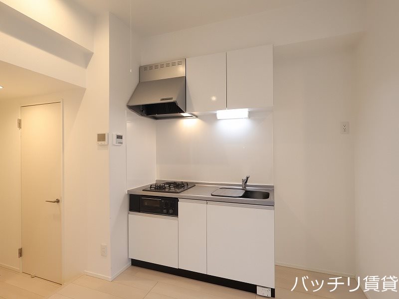 キッチン　同型タイプの為、現状を優先いたします。