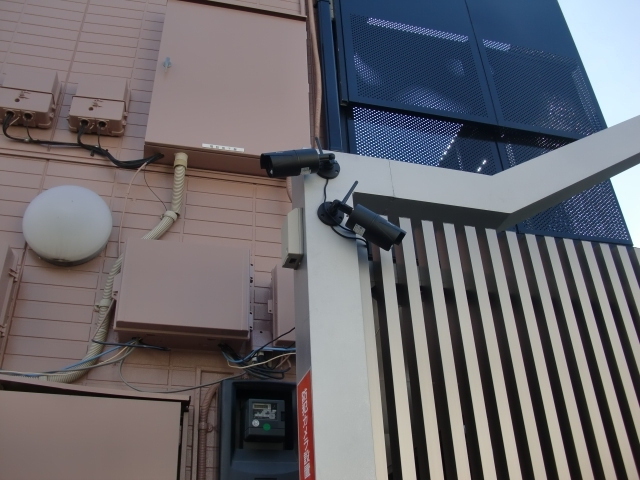 セキュリティ　防犯カメラ