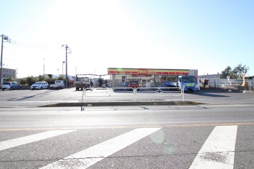 コンビニ　デイリーヤマザキ 市川下貝塚3丁目店（コンビニ）まで418m