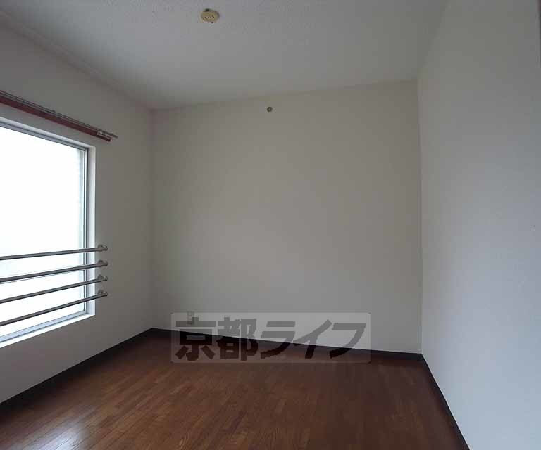 居室・リビング　きれいなお部屋です。
