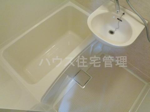 バス・シャワールーム　バス（イメージ）