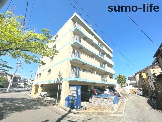 アヴェニール塚口の外観写真