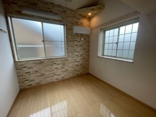 ユナイトステージHIRASAKの居間写真