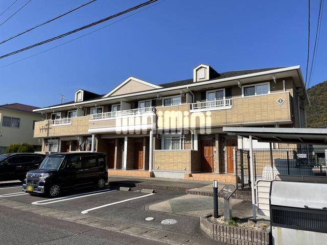 建物外観　南向きの日当たりの良い物件です