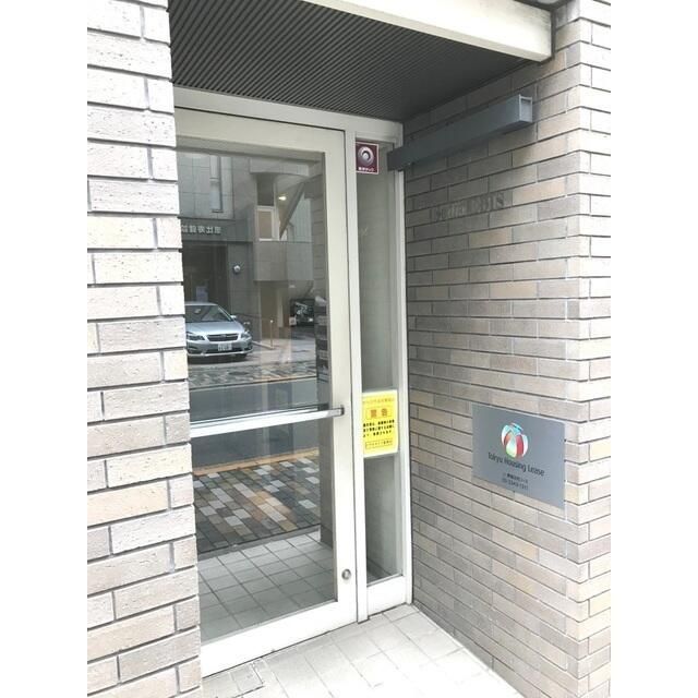 エントランス　ゆとりのあるエントランスです