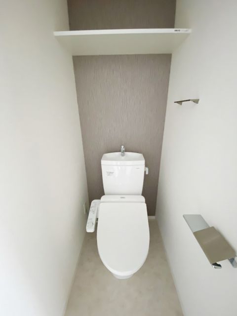 ＪＲ東西線 御幣島駅 徒歩6分 7階建 築6年のトイレ写真