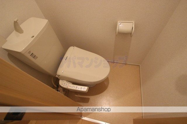 ＪＲ川越線 的場駅 徒歩5分 2階建 築12年のトイレ写真