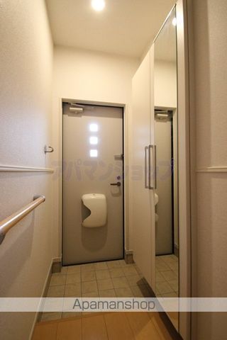 ＪＲ川越線 的場駅 徒歩5分 2階建 築12年の玄関写真