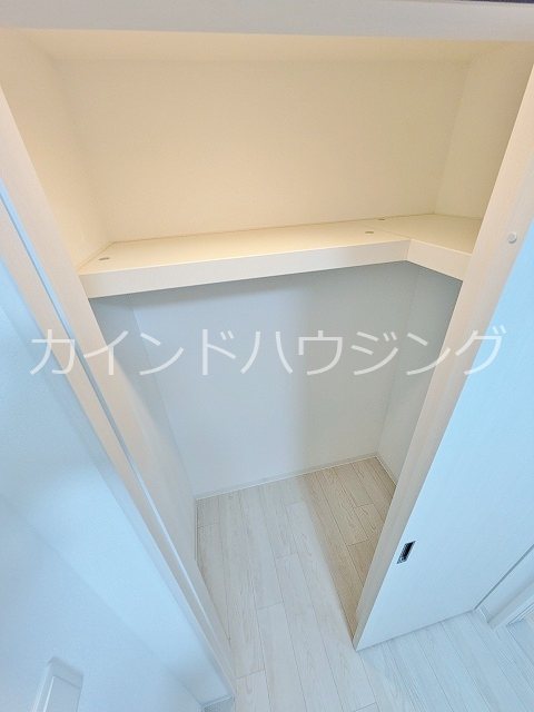 収納　洋室収納