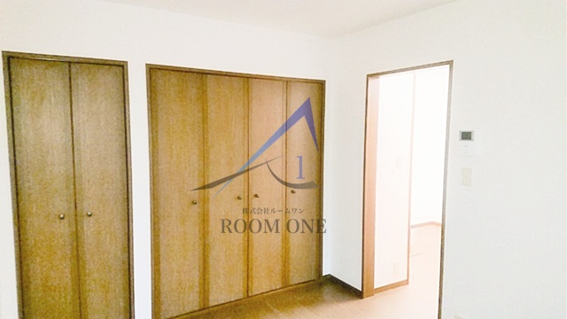 居室・リビング　洋室のお部屋です。