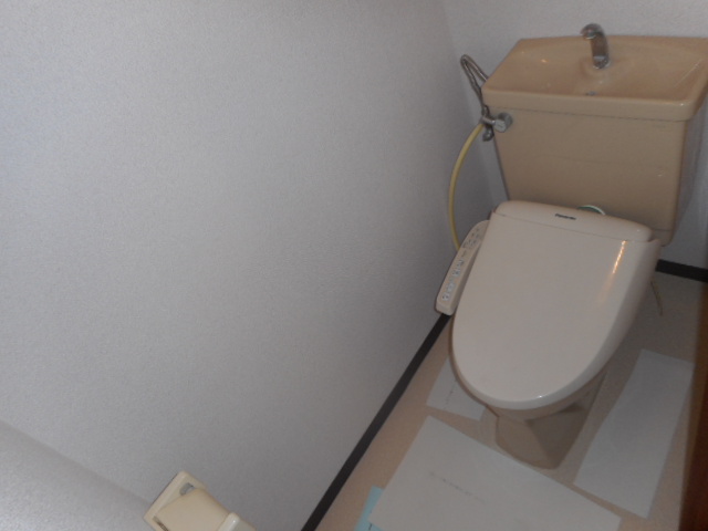 トイレ　別部屋参考写真