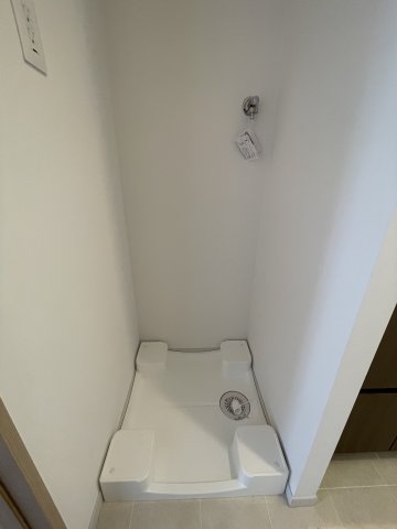 その他設備　室内洗濯機置き場ございます。現地にてお持ちの洗濯機のサイズを