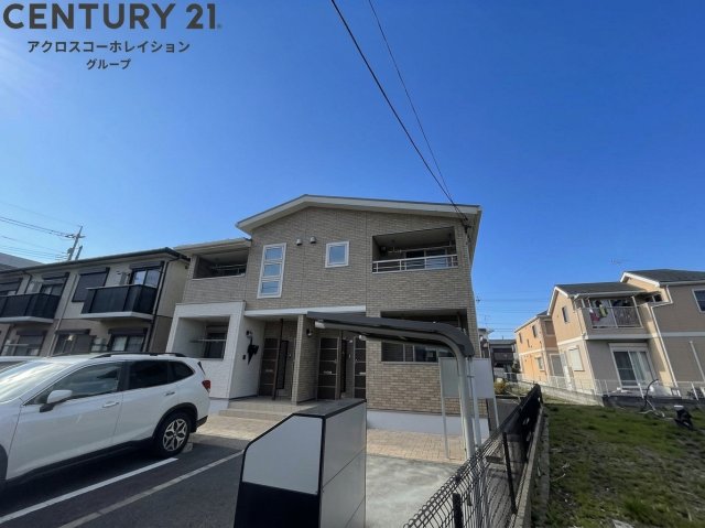 建物外観　敷地内に駐車場があります！