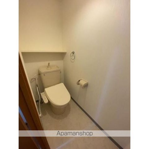 ISSAのトイレ写真