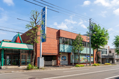 銀行　札幌中央信用組合山鼻支店（銀行）まで328m