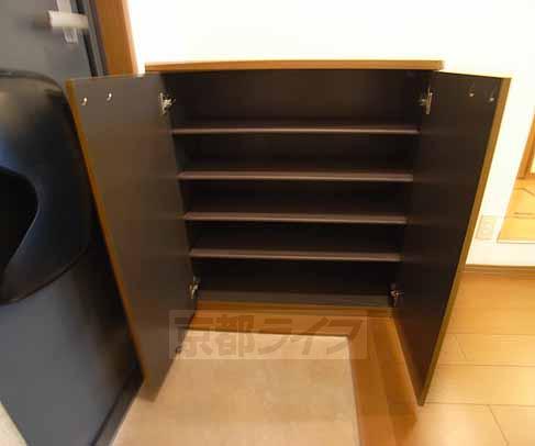 収納　玄関収納勿論ついてます