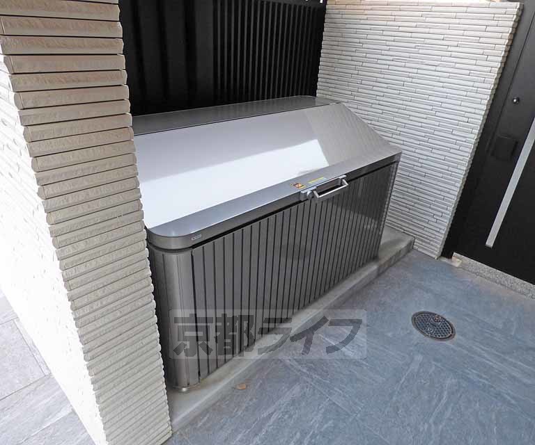 その他　ダストボックスです。