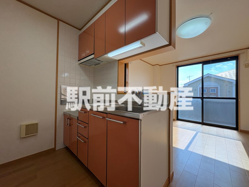 ＪＲ久大本線 久留米大学前駅 徒歩10分 2階建 築22年のキッチン写真