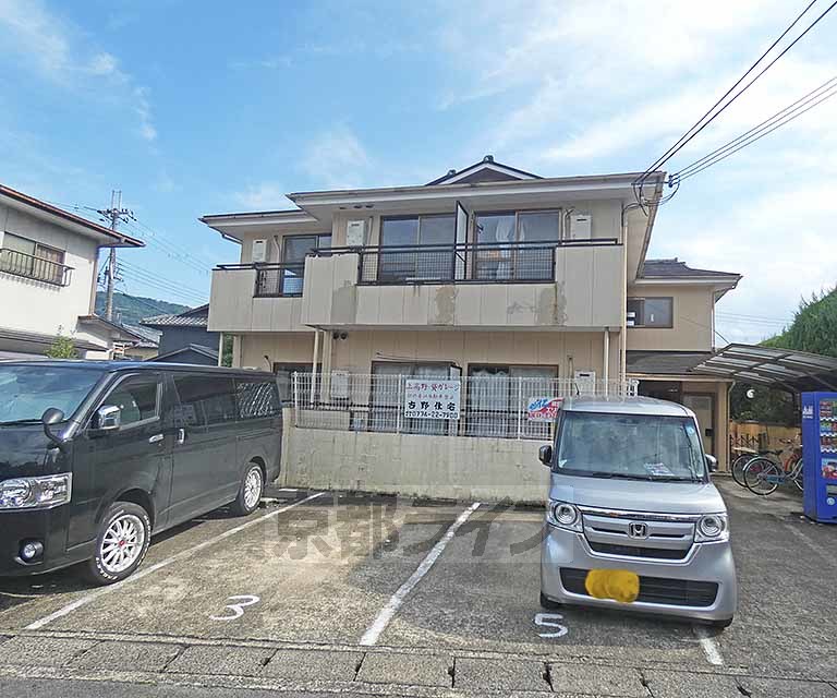 【サンヴェール上高野の建物外観】