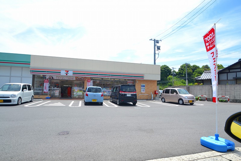 コンビニ　セブンイレブン広島宮内店（コンビニ）まで782m